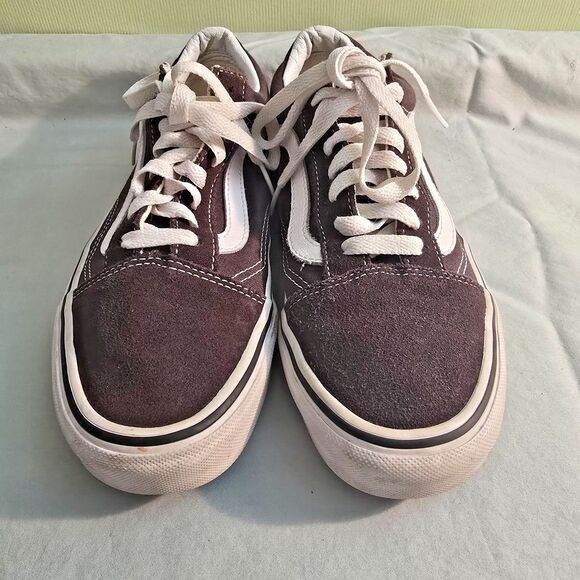 Classic Vans Low Top Sneakers Shoes Maroon Wine Color Womens 8 Mens 6.5 Lace Up - Picture 2 of 7